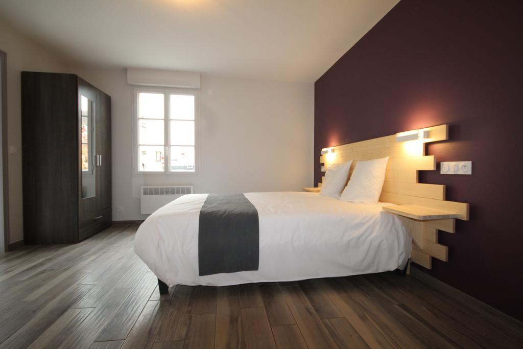 Logis Hotel Restaurant Auberge De La Cloche Le Theil-sur-Huisne Kültér fotó